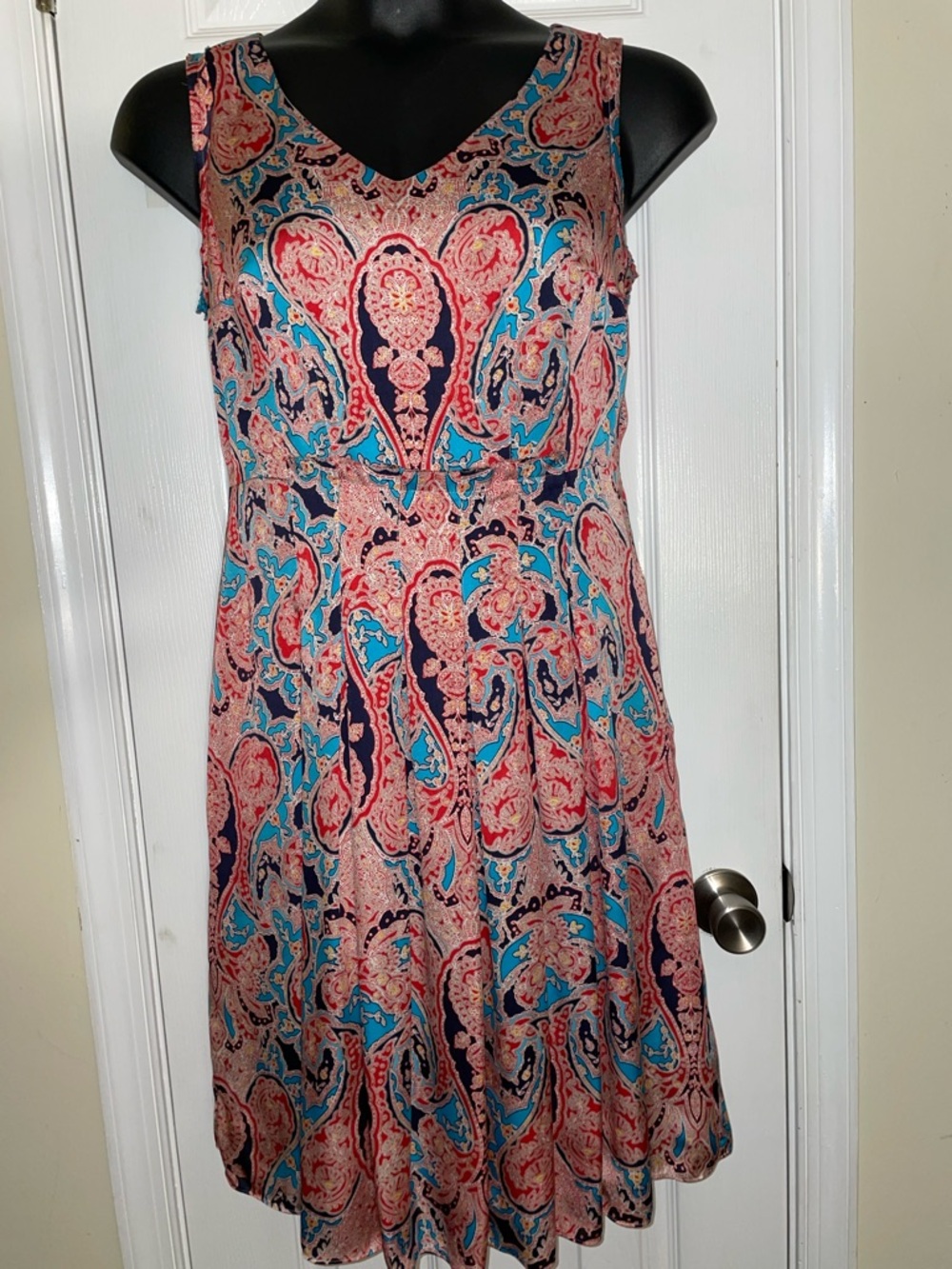 Liz Claiborne Sleeveless Paisley Midi Dress in Teal and Pink
